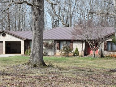 815 Jr Phipps Road, Monticello, KY 42633