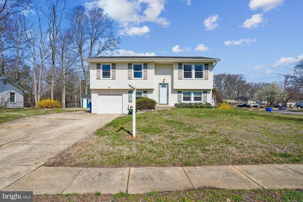 120 Garner Avenue, Waldorf, MD 20602 Main Photo