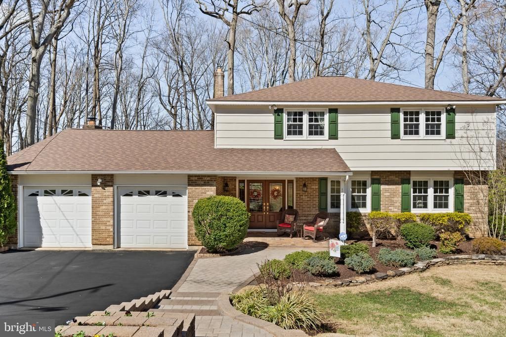 1 Blue Jay Drive, Newark, DE 19713 Main Photo