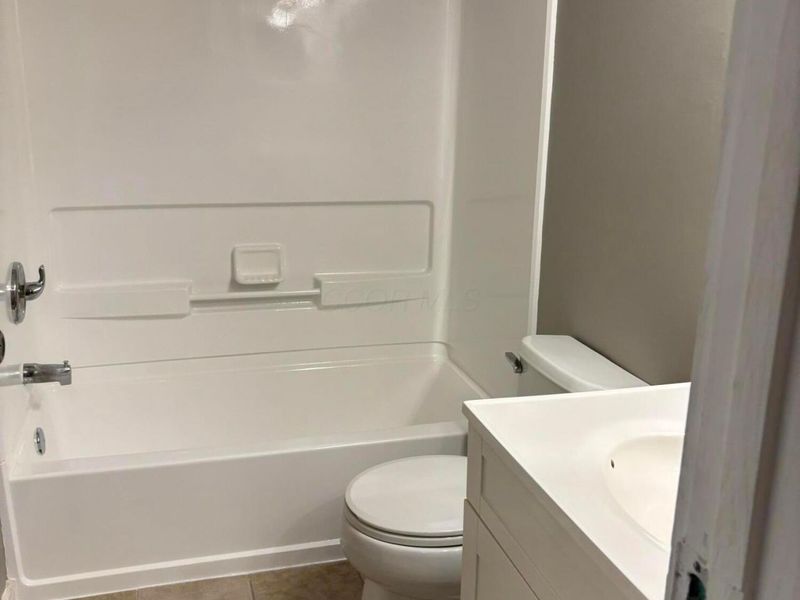 1652 Bennigan Drive , Unit 175A, Hilliard, OH 43026 Photo 12