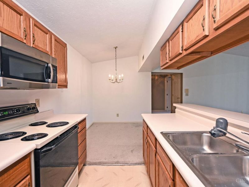 5761 Cheviot Road, Unit 3C, Green Township, OH 45247 Photo 14