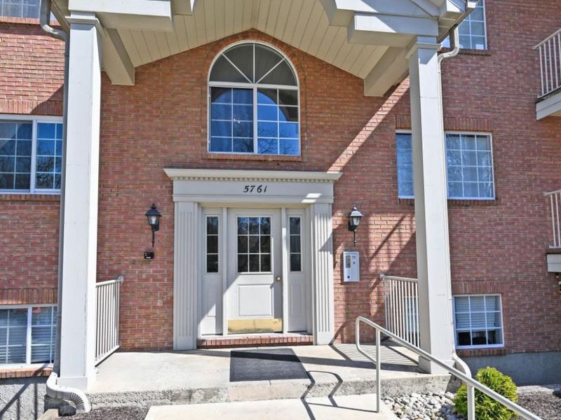5761 Cheviot Road, Unit 3C, Green Township, OH 45247 Photo 2