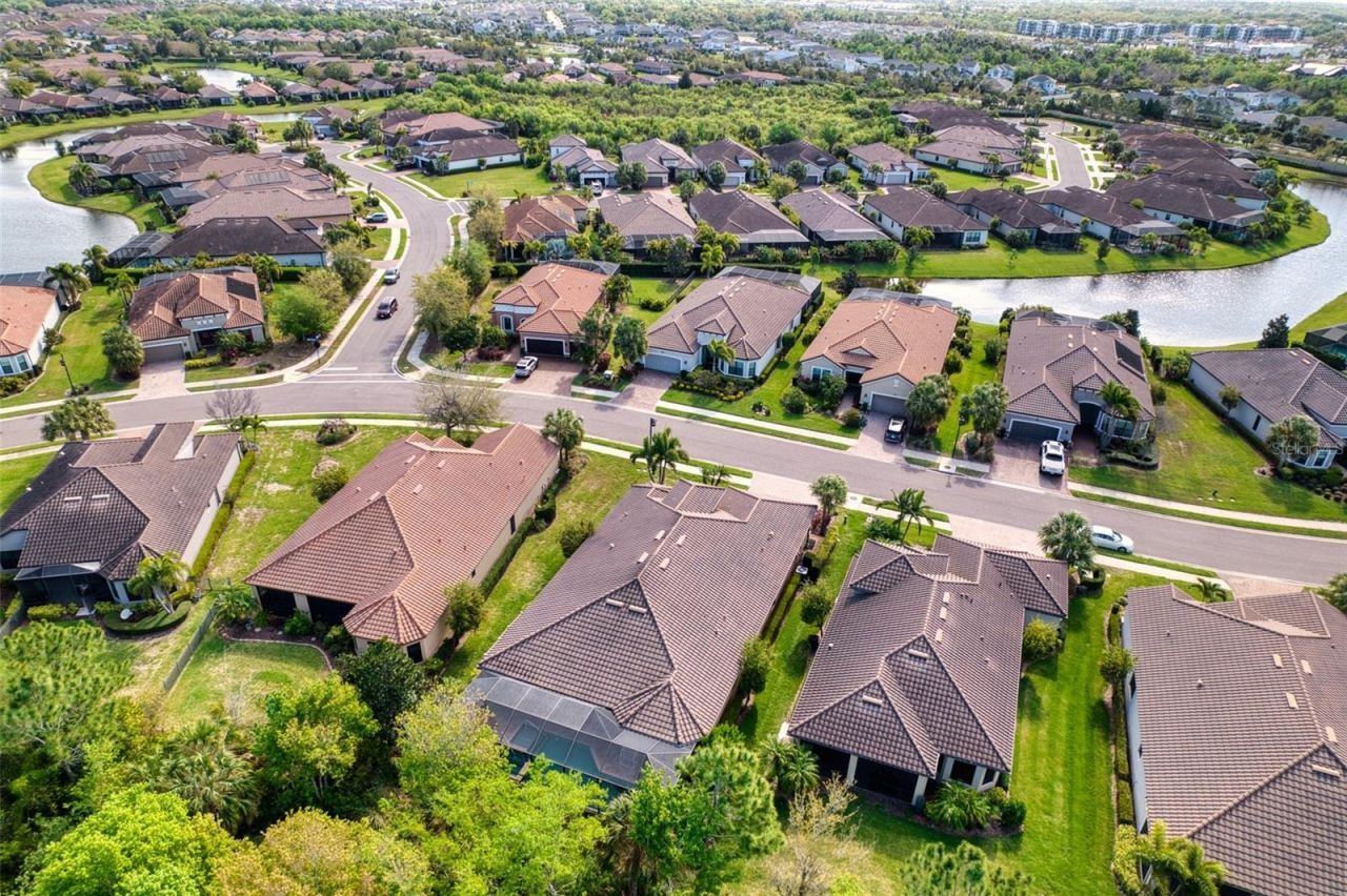 10107 Wicker Park Place , Palmetto, FL 34221 Photo