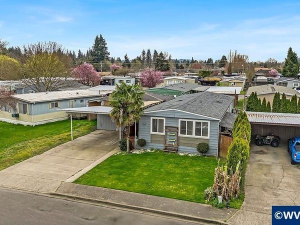 1428 NW 5th St, McMinnville, OR 97128