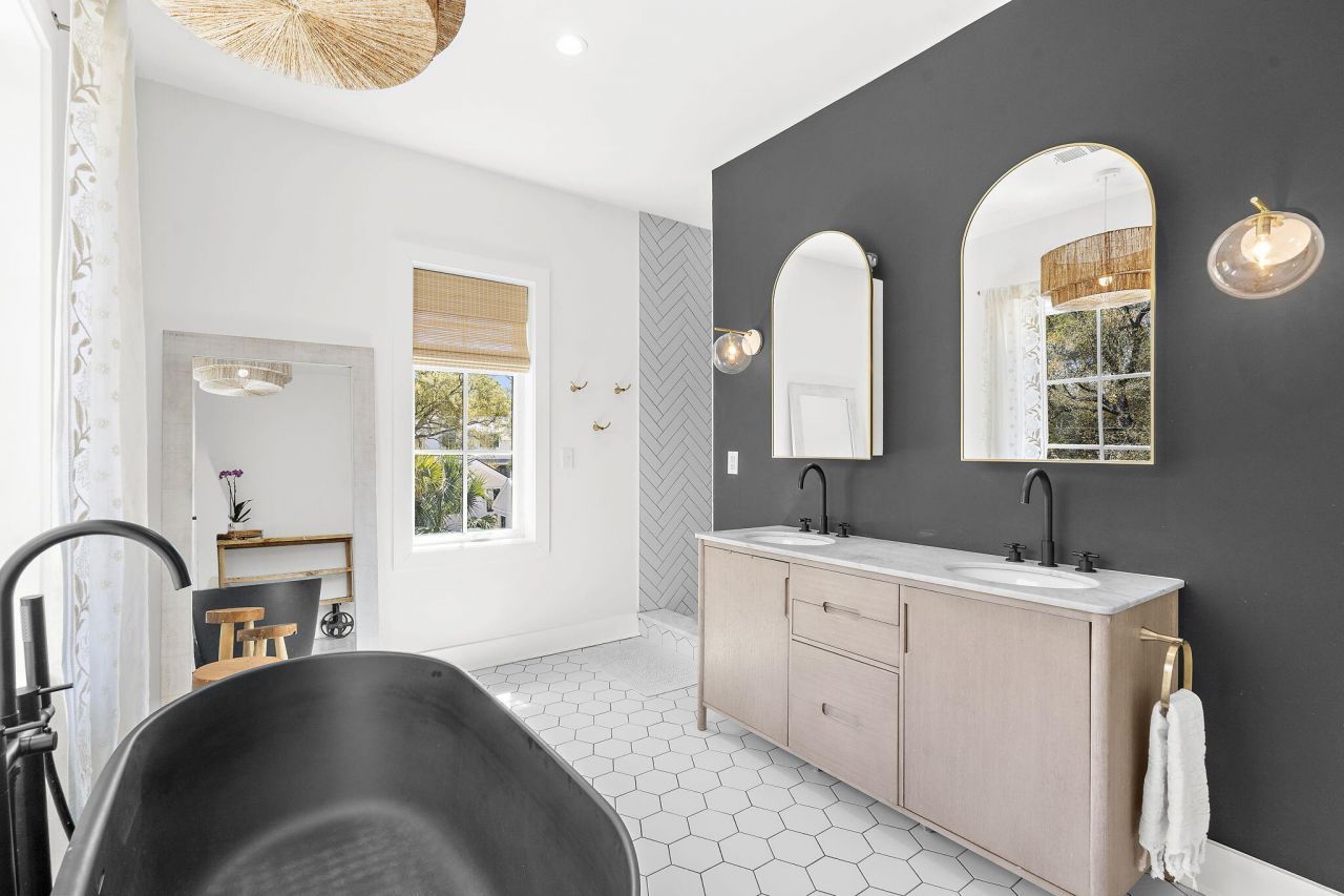 641 Palmetto Street Photo 55