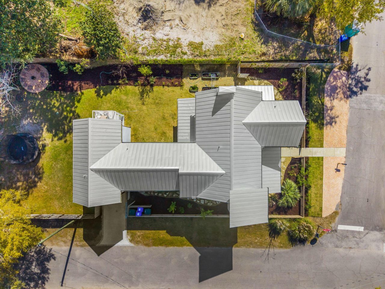 641 Palmetto Street Photo 6