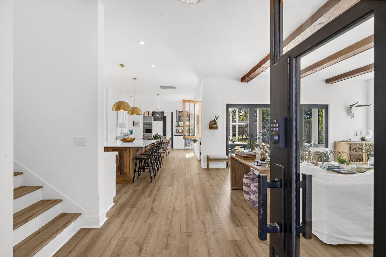 641 Palmetto Street Photo 9