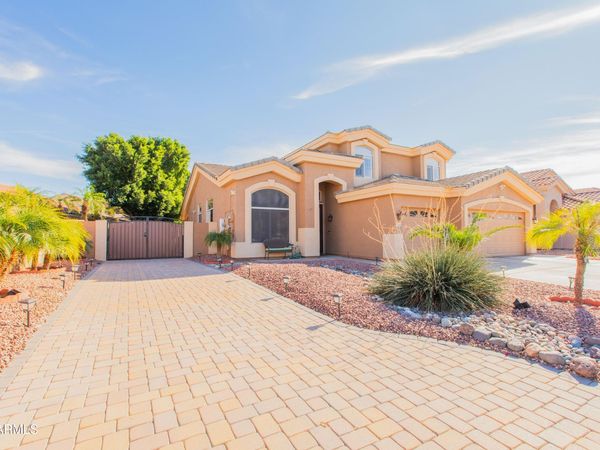 15469 N 13TH Avenue, Phoenix, AZ 85023