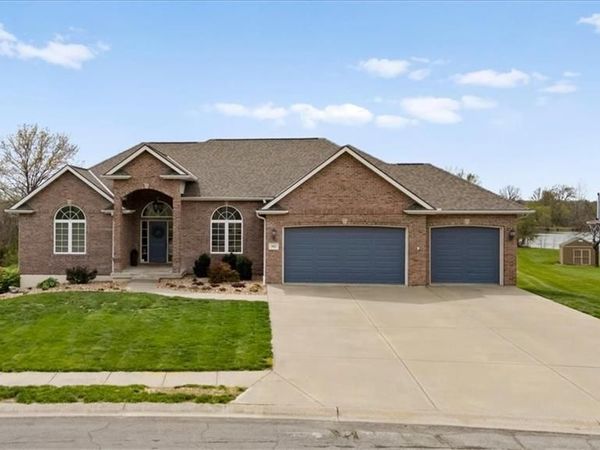 1411 Whispering Ridge, Pleasant Hill, MO 64080