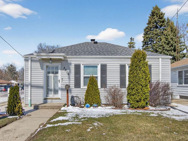 3316 Durand Ave, Racine, WI 53405