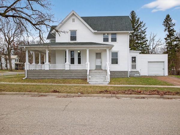 200 S Elm Avenue, Jackson, MI 49203