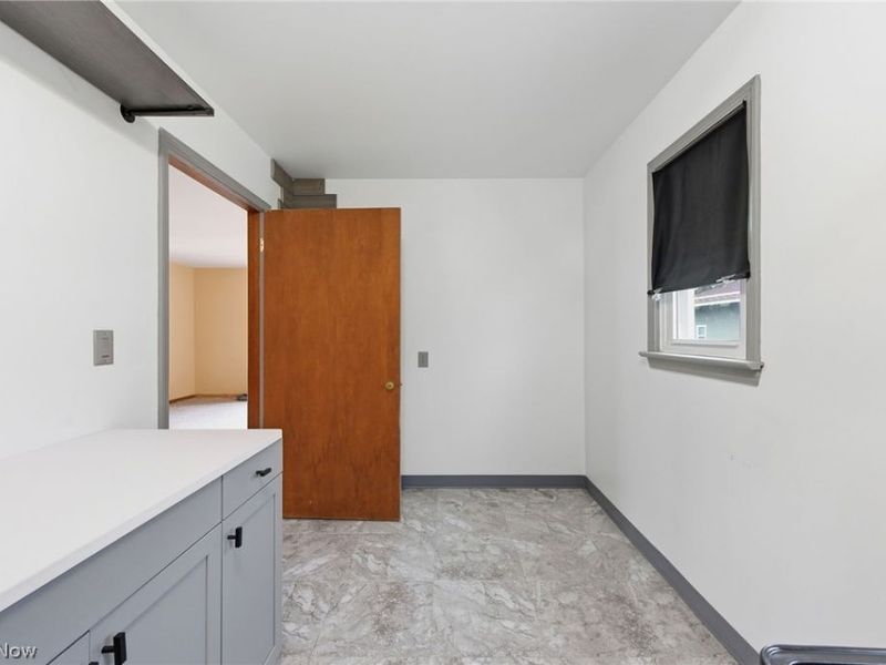 34857 Roberts Road, Eastlake, OH 44095 Photo 18