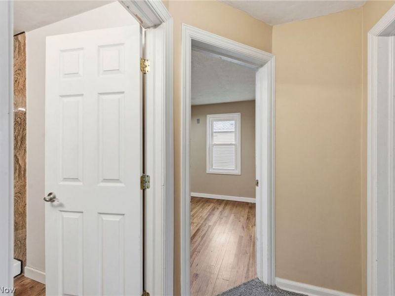 34857 Roberts Road, Eastlake, OH 44095 Photo 20