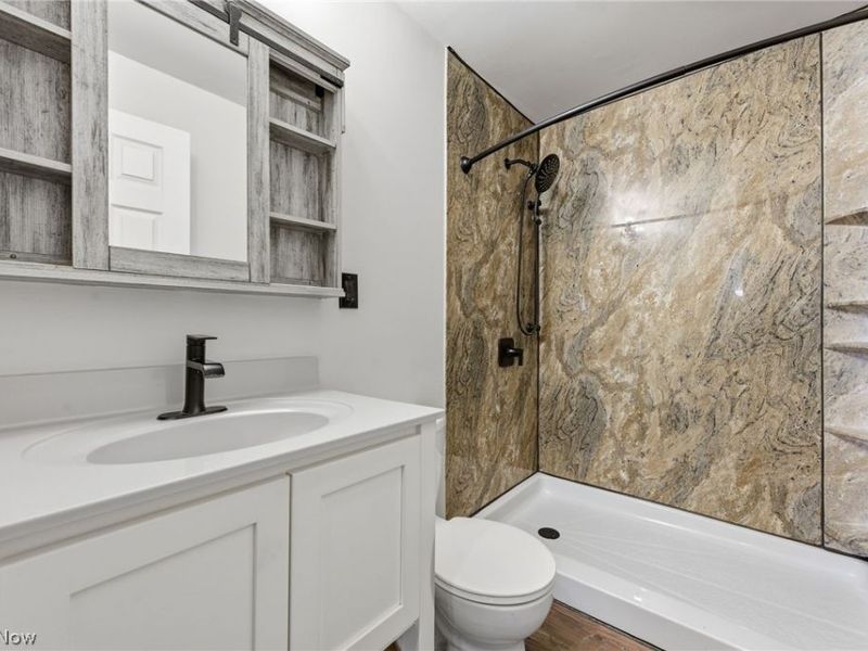 34857 Roberts Road, Eastlake, OH 44095 Photo 21