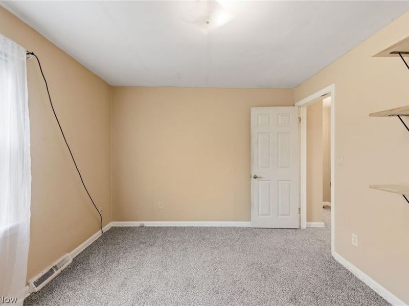 34857 Roberts Road, Eastlake, OH 44095 Photo 25