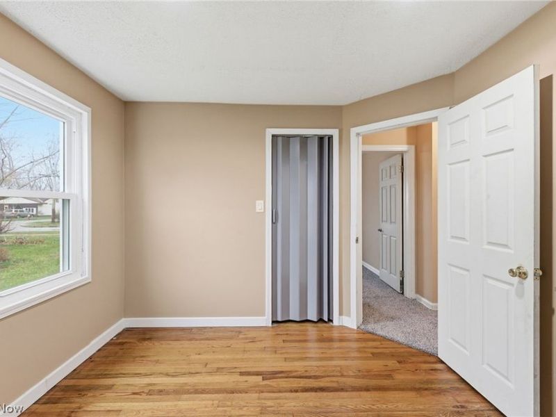 34857 Roberts Road, Eastlake, OH 44095 Photo 27