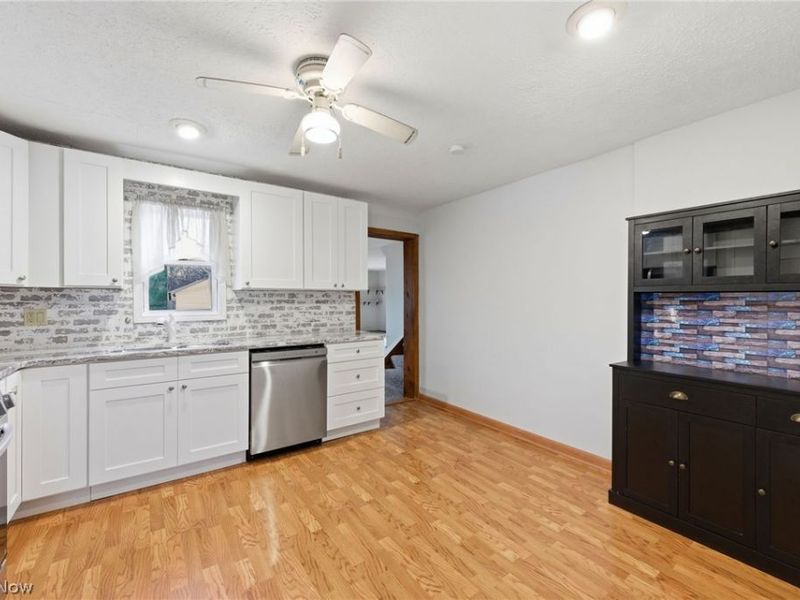 34857 Roberts Road, Eastlake, OH 44095 Photo 7