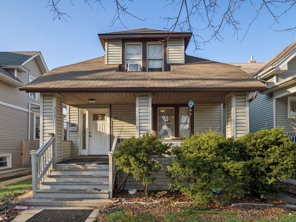 4022 W EDDY Street, Chicago, IL 60641