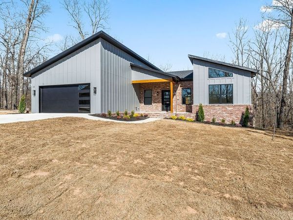 13 Horncastle Drive , Bella Vista, AR 72714