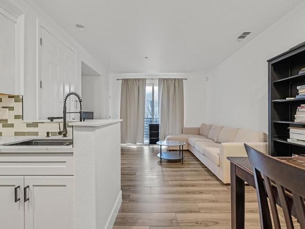 1594 Tucker St, Unit 56, Oakland, CA 94603