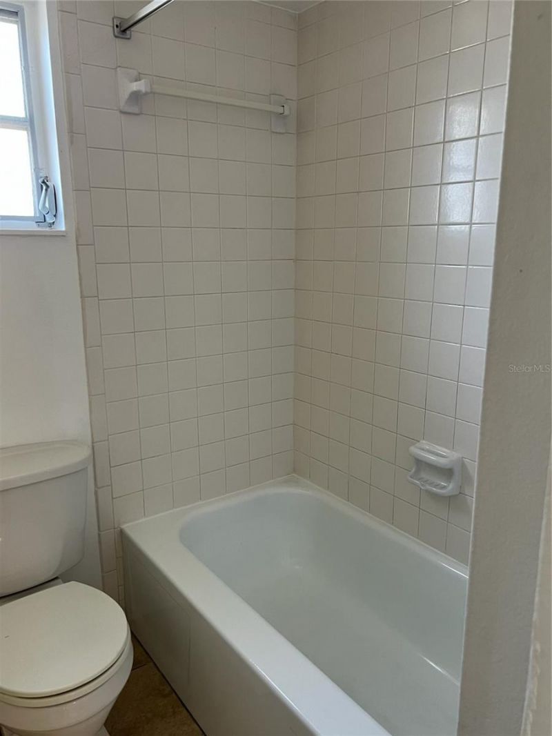 8701 4th Street N, Unit 208, Saint Petersburg, FL 33702 Photo