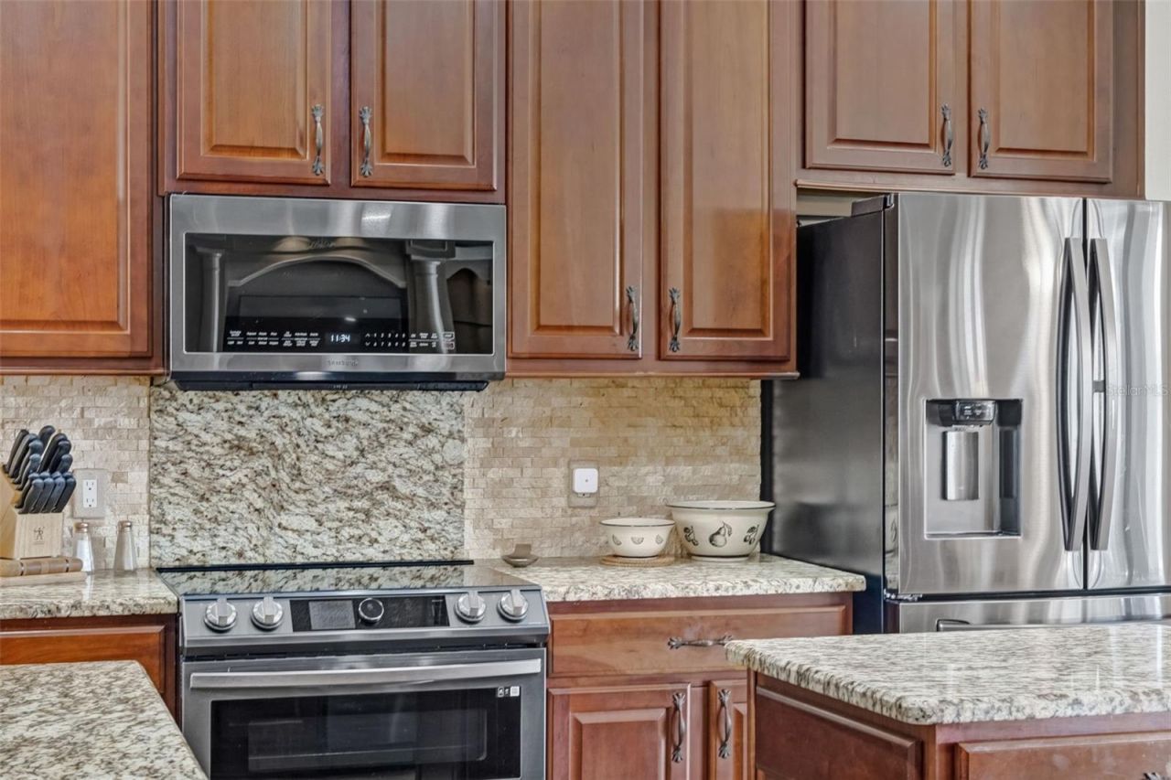 2817 Rolling Acres Place, Valrico, FL 33596 Photo