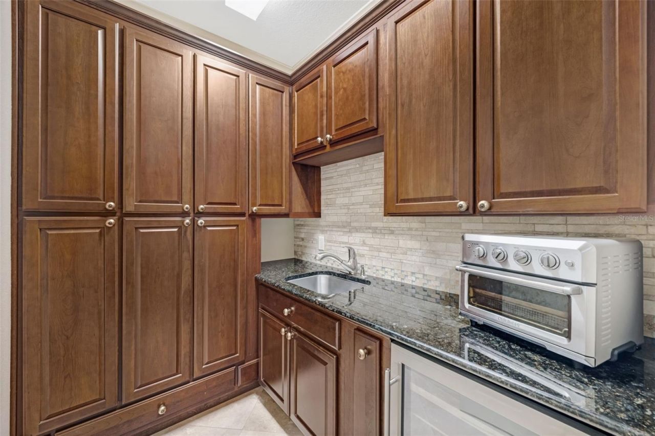 2817 Rolling Acres Place, Valrico, FL 33596 Photo