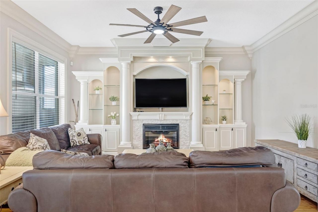 2817 Rolling Acres Place, Valrico, FL 33596 Photo