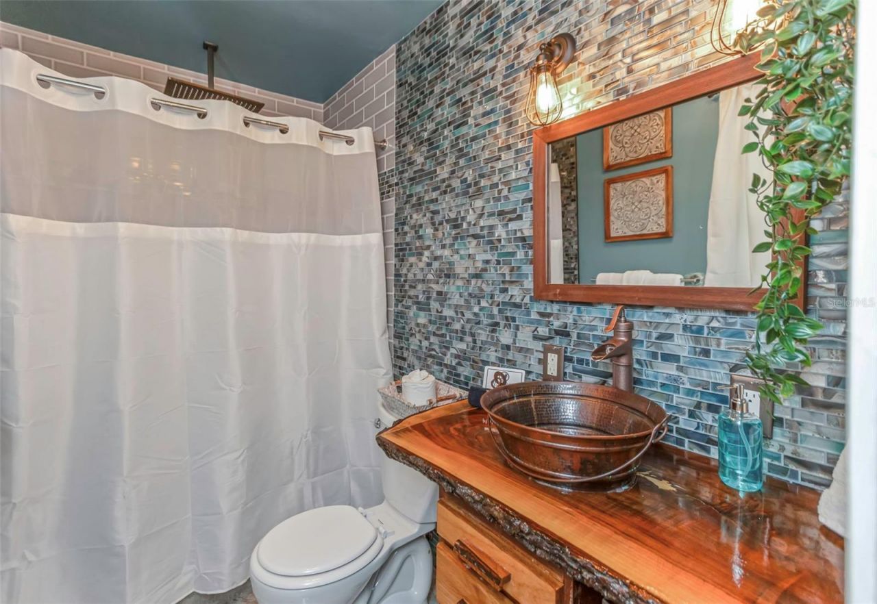 11530 66th Avenue N, Seminole, FL 33772 Photo