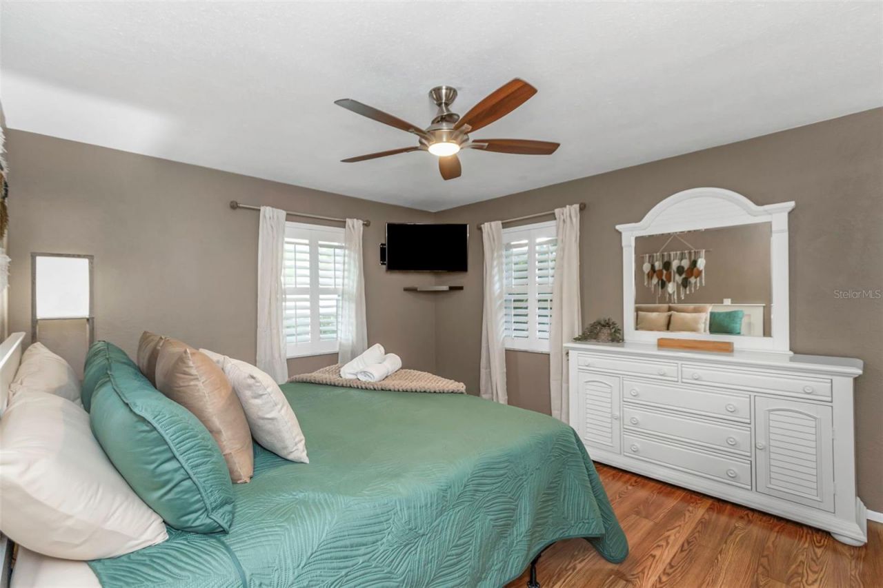 11530 66th Avenue N, Seminole, FL 33772 Photo