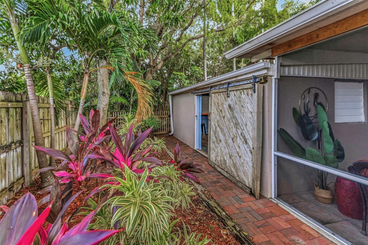 11530 66th Avenue N, Seminole, FL 33772 Photo