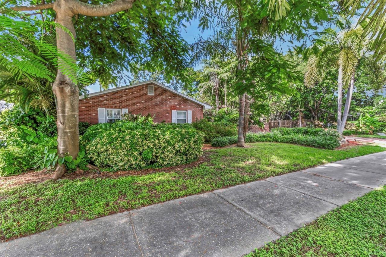 11530 66th Avenue N, Seminole, FL 33772 Photo