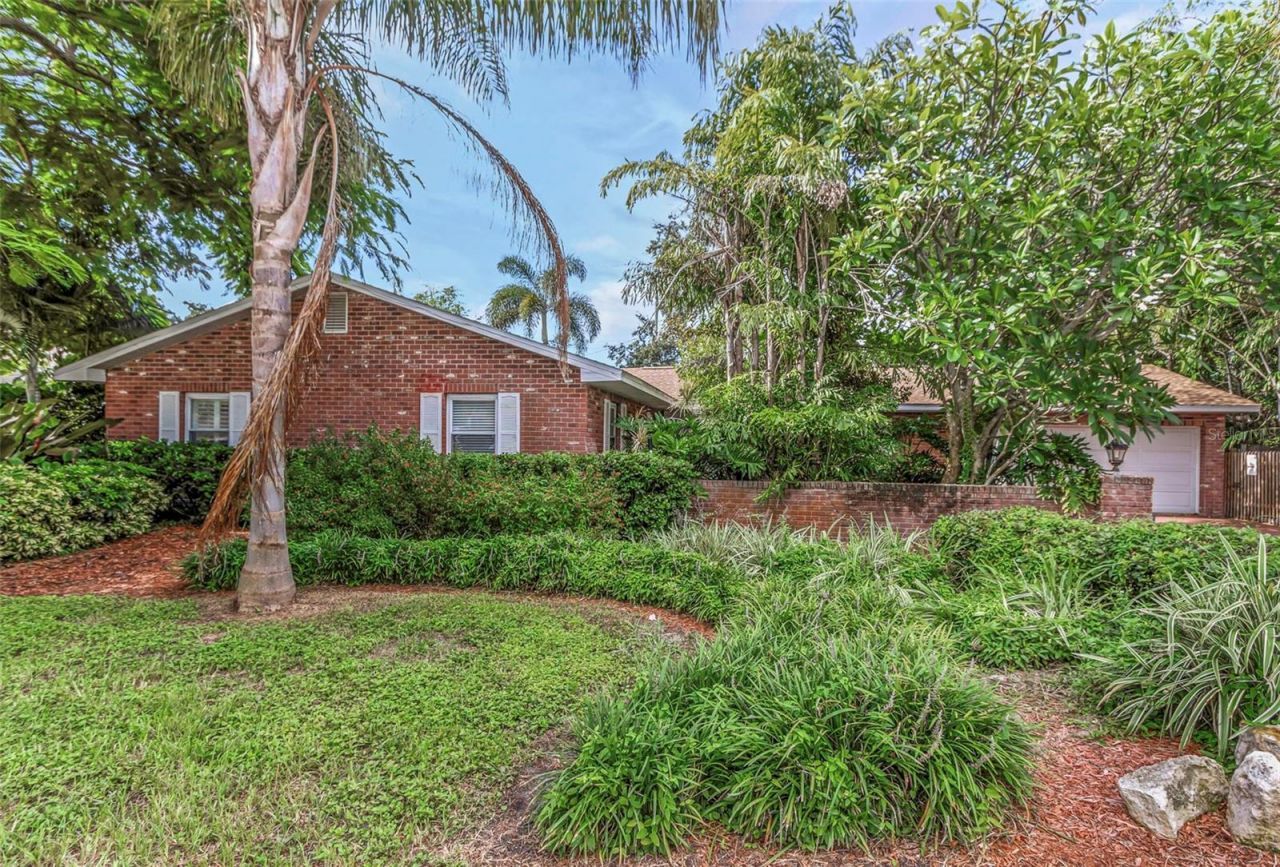 11530 66th Avenue N, Seminole, FL 33772 Photo