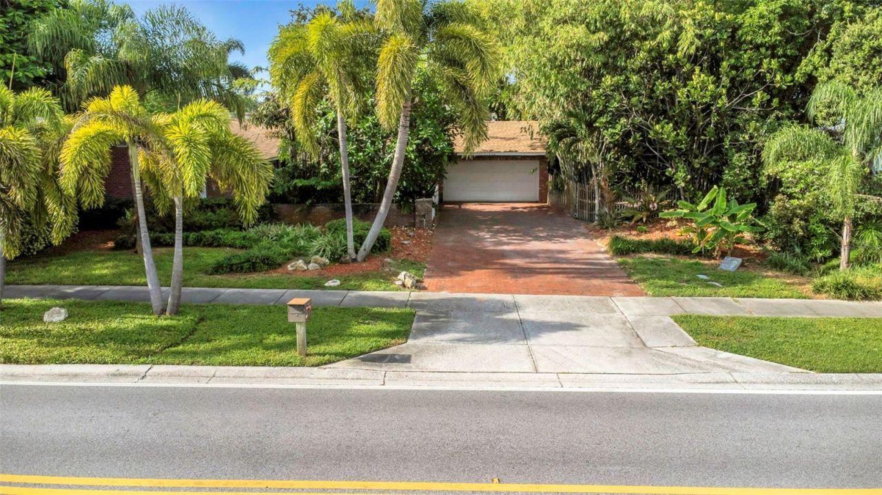 11530 66th Avenue N, Seminole, FL 33772 Photo