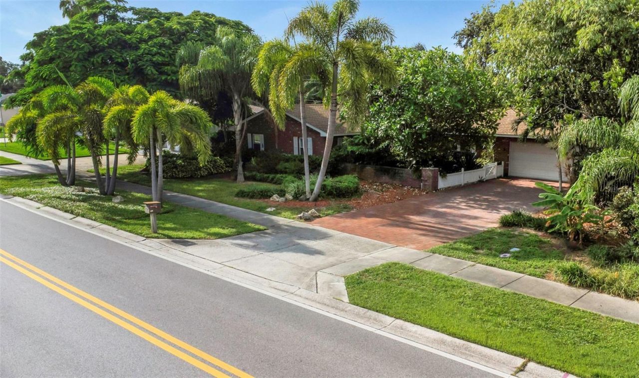 11530 66th Avenue N, Seminole, FL 33772 Photo