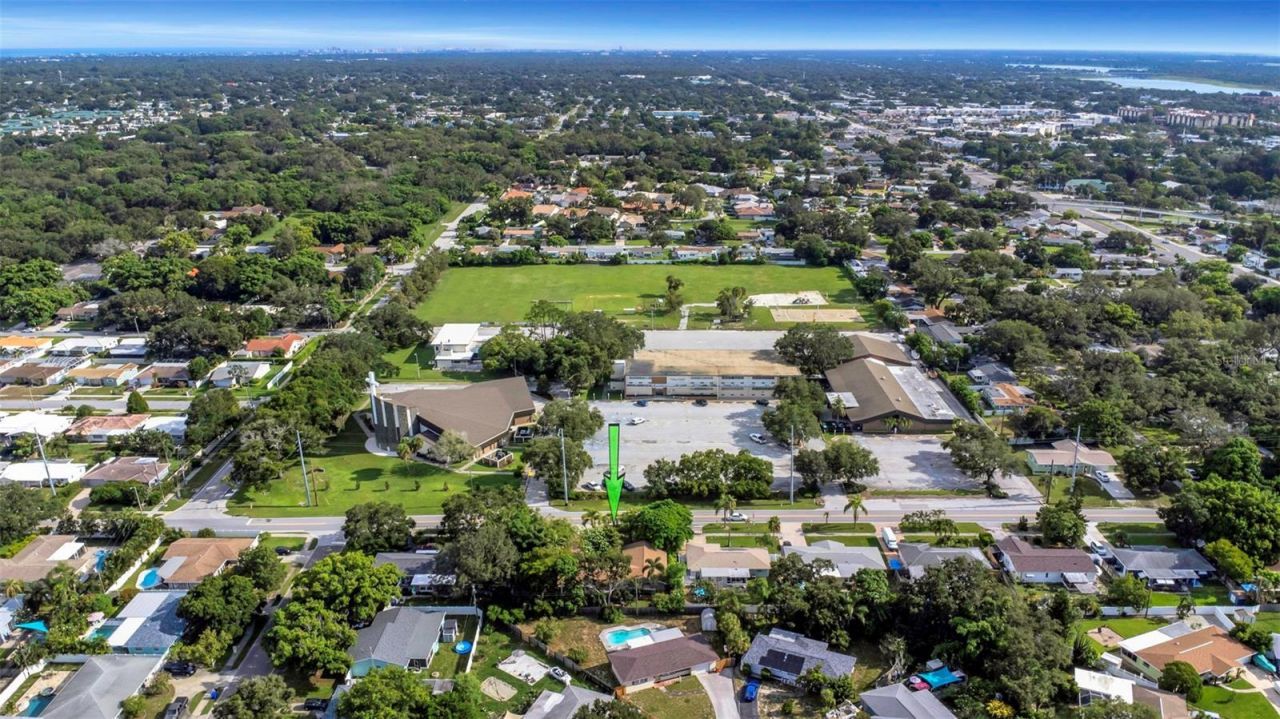 11530 66th Avenue N, Seminole, FL 33772 Photo