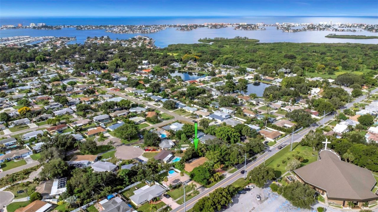 11530 66th Avenue N, Seminole, FL 33772 Photo