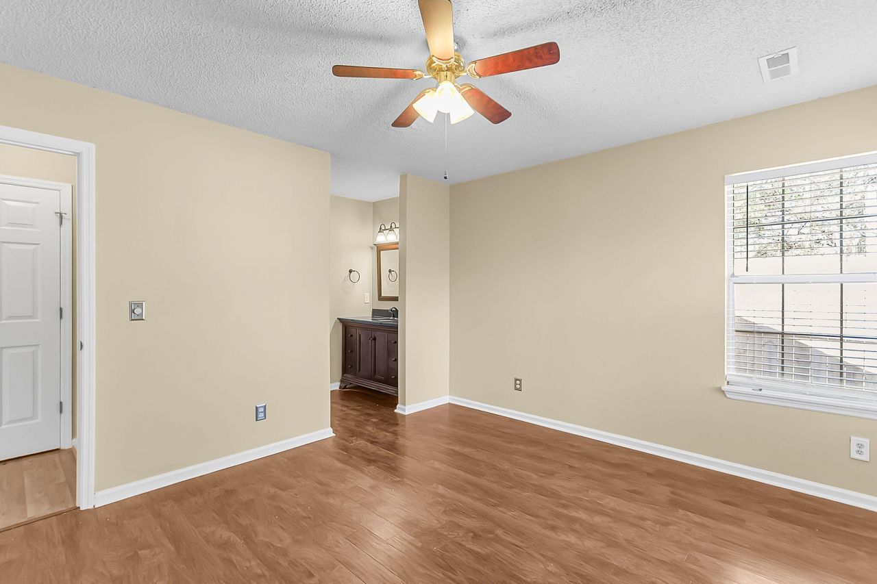 102 Westerly Photo 14