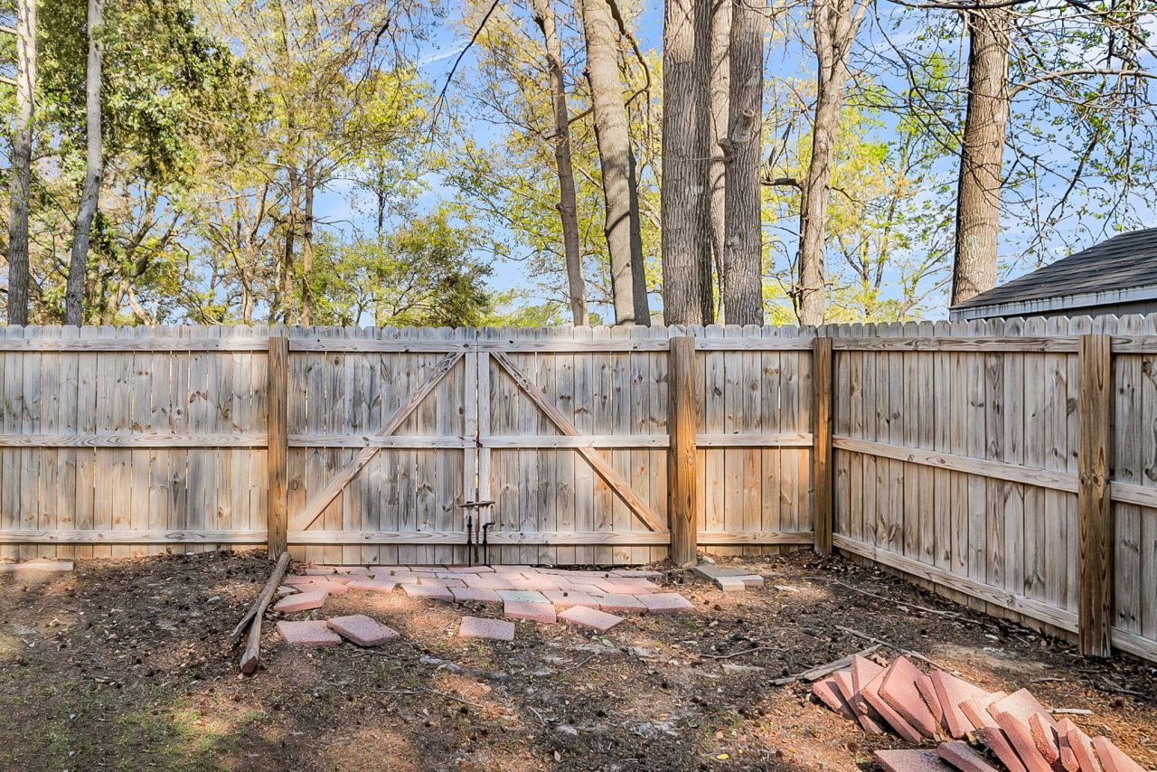 102 Westerly Photo 30