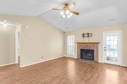 102 Westerly photo 4