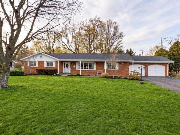 1709 Hacienda Drive, Stevensville, MI 49127