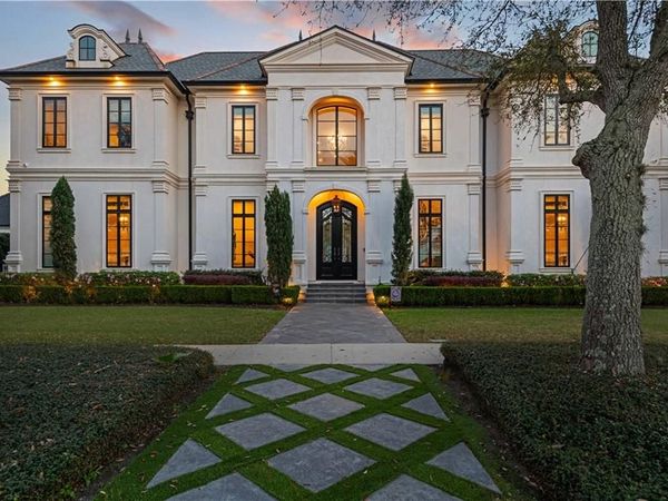 12 ROYAL PALM Boulevard , Kenner, LA 70065