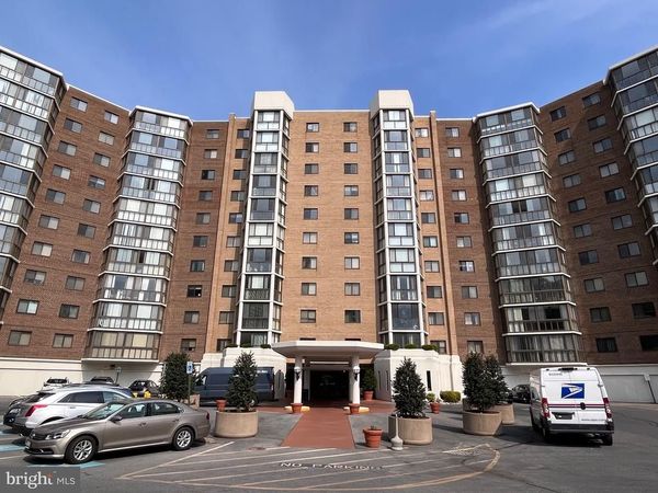 15100 INTERLACHEN DRIVE, Unit 815, SILVER SPRING, MD 20906