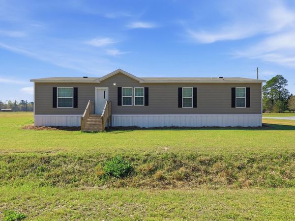 2200 Douston Rd. , Loris, SC 29569