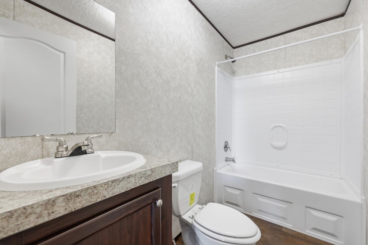 2200 Douston Rd.  Photo 16