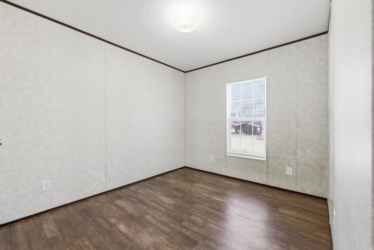 2200 Douston Rd.  Photo 17