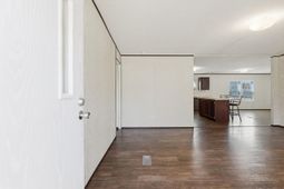 2200 Douston Rd.  photo 4