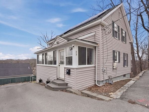 23 Dryden Street, Worcester, MA 01605