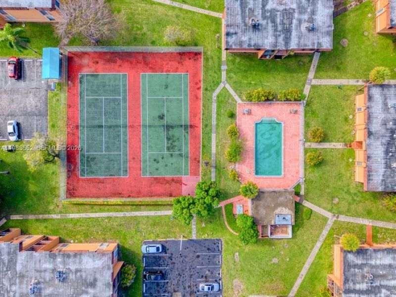 9459 SW 76th St , Unit R5, Miami, FL 33173 Photo