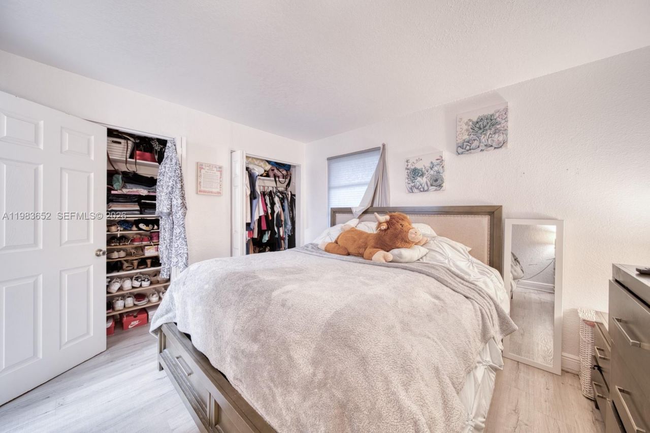 9459 SW 76th St , Unit R5, Miami, FL 33173 Photo